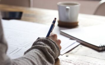 Jakie są sposoby na modyfikowanie metod edukacji dziecka w zależności od indywidualnych potrzeb dziecka?