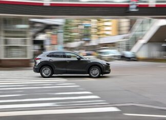 Czy warto kupić mazde?