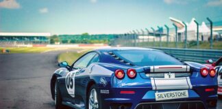 Kiedy Fiat kupił Ferrari?